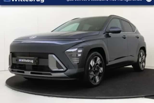 Hyundai Kona (2025) thumbnail 1