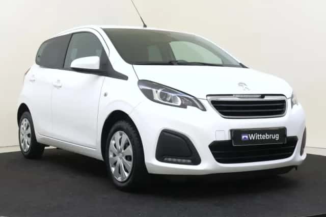 Peugeot 108 (2021) thumbnail 3