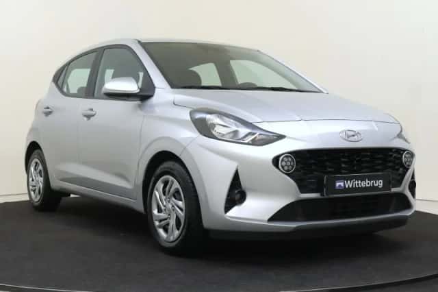 Hyundai i10 (2022) thumbnail 3