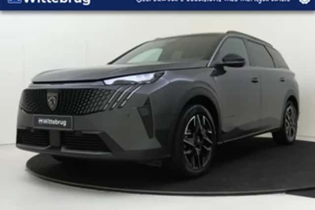 Peugeot 5008 (2025) thumbnail 1