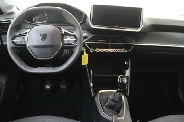 Peugeot 208 (2025) thumbnail 5