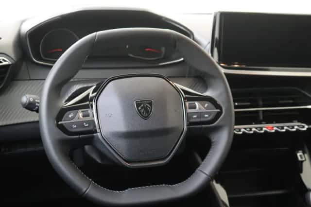 Peugeot 208 (2025) thumbnail 6