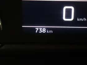 Peugeot 208 (2025) thumbnail 9