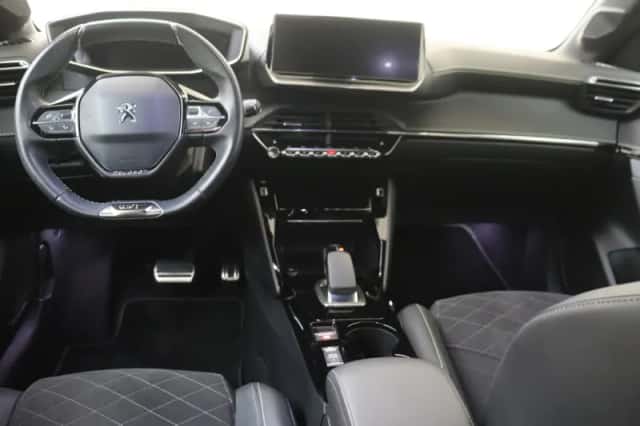 Peugeot e-208 (2021) thumbnail 5