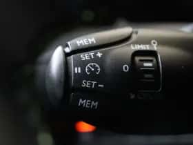 Peugeot 208 (2021) thumbnail 24
