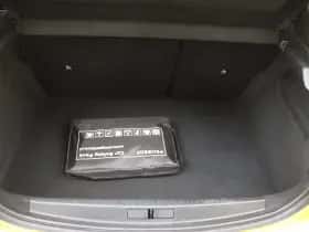 Peugeot 208 (2021) thumbnail 32