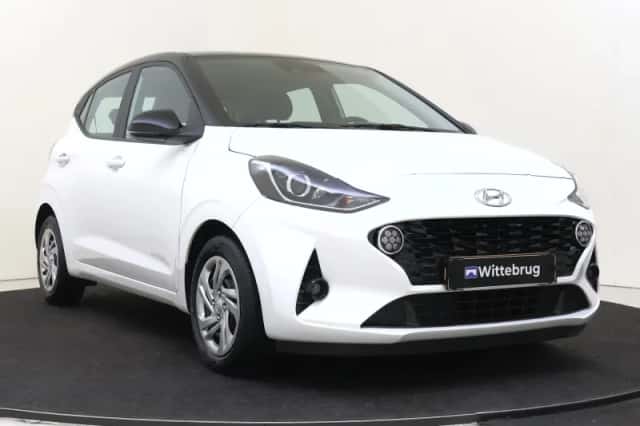 Hyundai i10 (2023) thumbnail 3