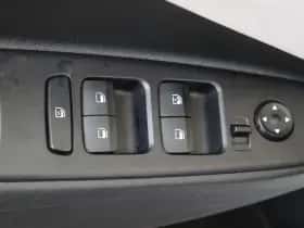 Hyundai i10 (2023) thumbnail 29