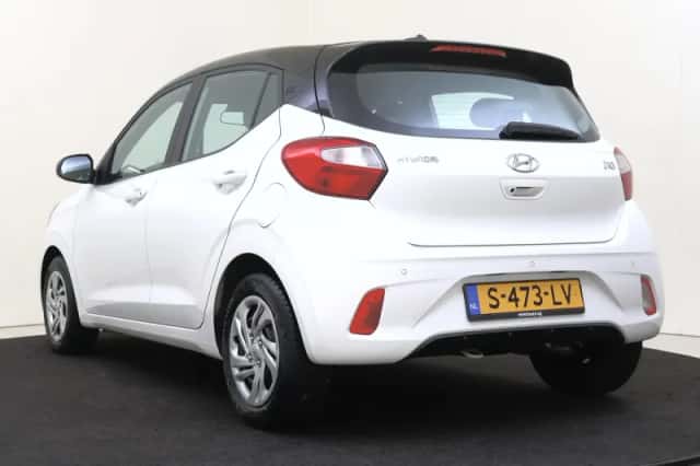 Hyundai i10 (2023) thumbnail 4