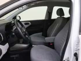 Hyundai i10 (2023) thumbnail 10