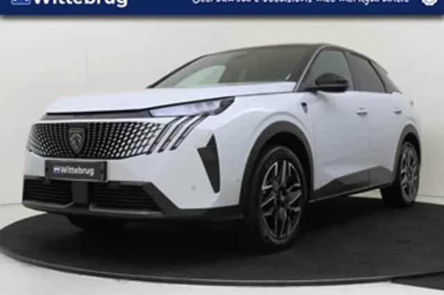 Peugeot 3008 (2024) thumbnail 1