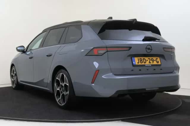 Opel Astra (2025) thumbnail 4