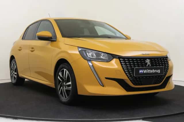 Peugeot 208 (2021) thumbnail 3