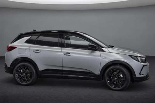 Opel Grandland (2024) thumbnail 6
