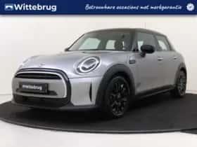 MINI Cooper (2023)