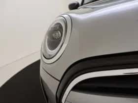 MINI Cooper (2023) thumbnail 13