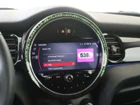 MINI Cooper (2023) thumbnail 16