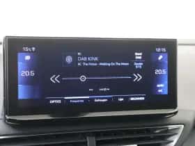 Peugeot 5008 (2021) thumbnail 17