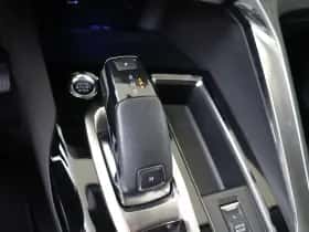 Peugeot 5008 (2021) thumbnail 21