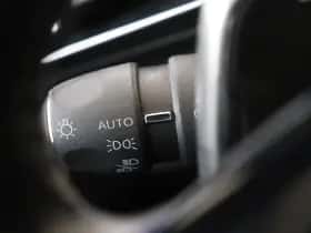 Peugeot 5008 (2021) thumbnail 31