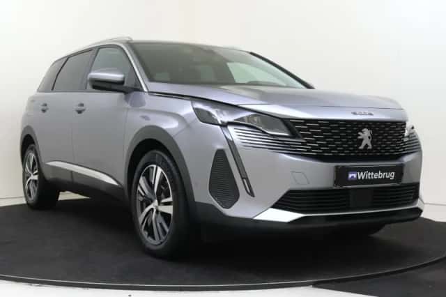 Peugeot 5008 (2021) thumbnail 3