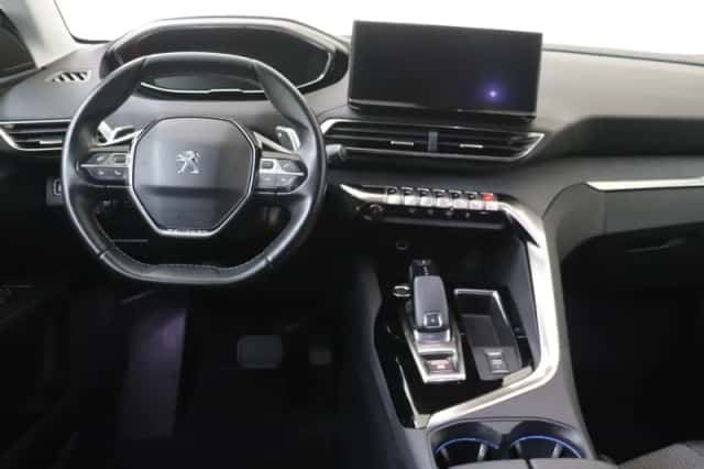 Peugeot 5008 (2021) thumbnail 5