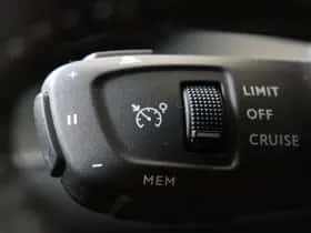 Peugeot 2008 (2020) thumbnail 25