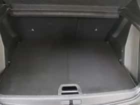 Peugeot 2008 (2020) thumbnail 33