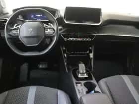 Peugeot 2008 (2020) thumbnail 5