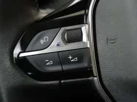 Peugeot 208 (2023) thumbnail 19
