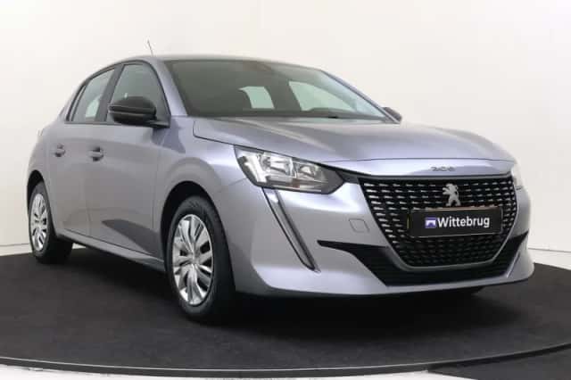 Peugeot 208 (2023) thumbnail 3
