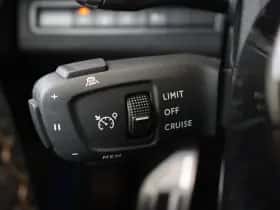 Peugeot 3008 (2021) thumbnail 25
