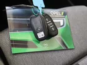 Opel Astra (2022) thumbnail 25