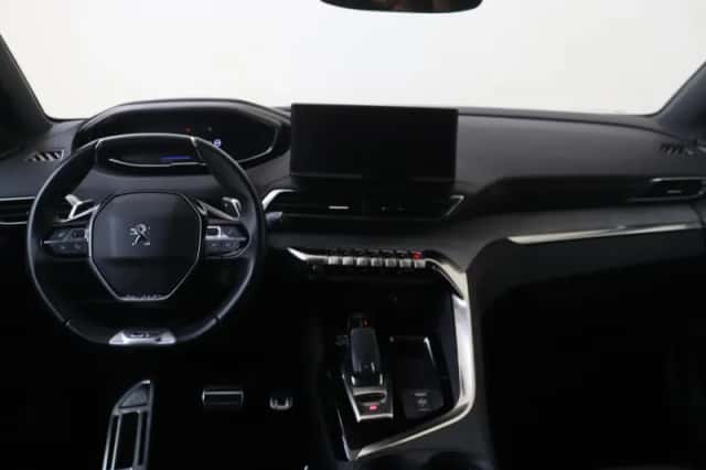 Peugeot 3008 (2022) thumbnail 5