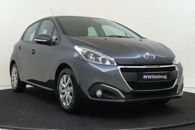 Peugeot 208 (2016) thumbnail 3
