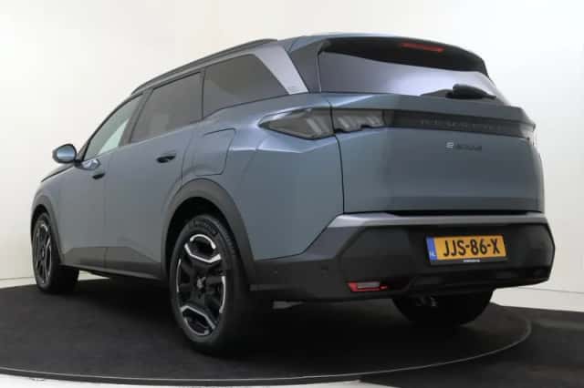 Peugeot E-5008 (2025) thumbnail 4