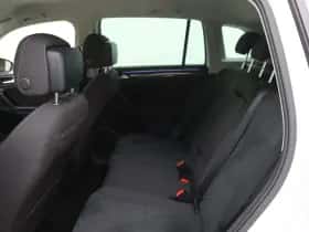 Volkswagen Tiguan (2021) thumbnail 12