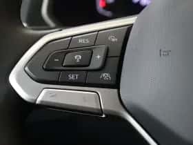 Volkswagen Tiguan (2021) thumbnail 22