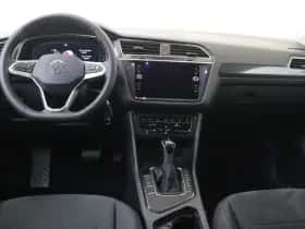 Volkswagen Tiguan (2021) thumbnail 5