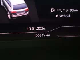 Volkswagen Tiguan (2021) thumbnail 9