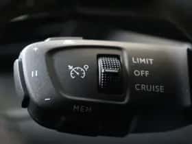 Peugeot e-2008 (2022) thumbnail 24