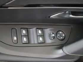 Peugeot e-2008 (2022) thumbnail 31