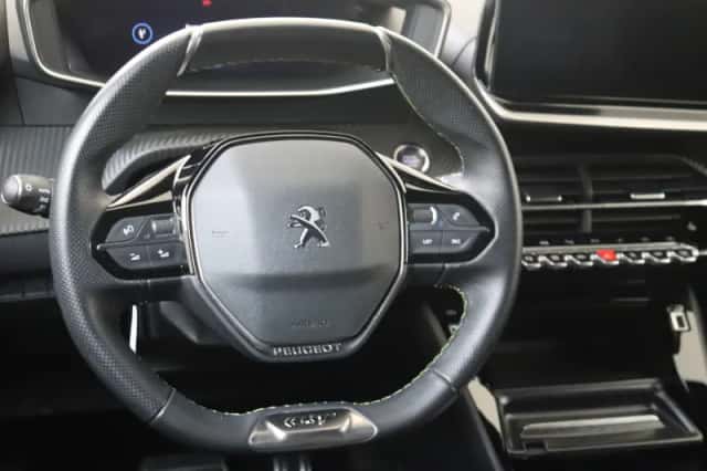 Peugeot e-2008 (2022) thumbnail 6