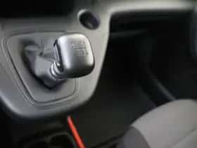 Opel Combo (2023) thumbnail 18