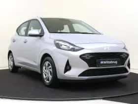 Hyundai i10 (2024) thumbnail 3