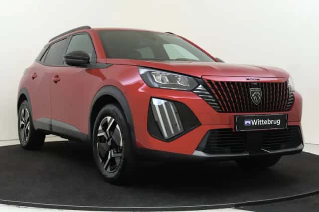 Peugeot 2008 (2023) thumbnail 3