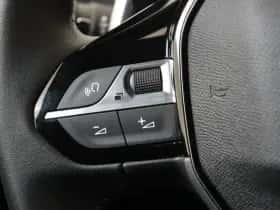 Peugeot 2008 (2023) thumbnail 22