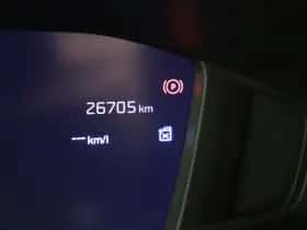 Peugeot 2008 (2023) thumbnail 9