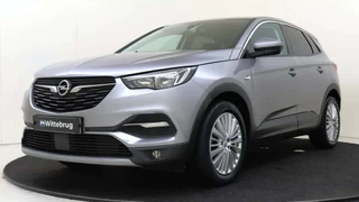 Opel Grandland X (2019) — foto 1