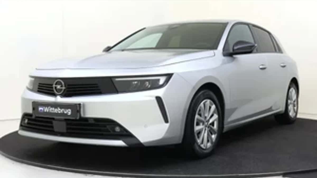 Opel Astra (2025) — foto 1